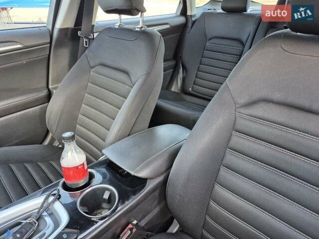 Сірий Форд Фьюжен, об'ємом двигуна 2.49 л та пробігом 129 тис. км за 9550 $, фото 14 на Automoto.ua