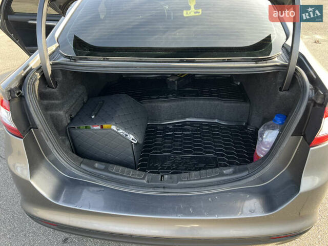 Сірий Форд Фьюжен, об'ємом двигуна 2 л та пробігом 205 тис. км за 11200 $, фото 15 на Automoto.ua