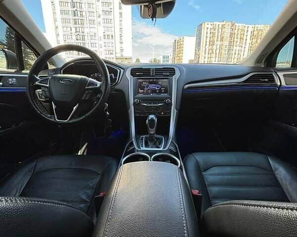 Серый Форд Фьюжн, объемом двигателя 2 л и пробегом 178 тыс. км за 13500 $, фото 10 на Automoto.ua