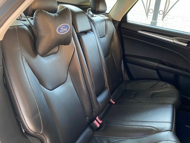Сірий Форд Фьюжен, об'ємом двигуна 2 л та пробігом 190 тис. км за 8900 $, фото 37 на Automoto.ua