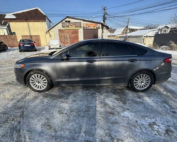 Сірий Форд Фьюжен, об'ємом двигуна 2 л та пробігом 150 тис. км за 11100 $, фото 6 на Automoto.ua