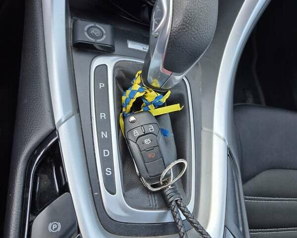 Серый Форд Фьюжн, объемом двигателя 2.5 л и пробегом 129 тыс. км за 9999 $, фото 20 на Automoto.ua