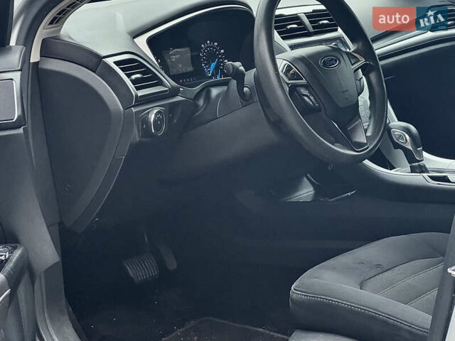 Серый Форд Фьюжн, объемом двигателя 2.5 л и пробегом 235 тыс. км за 7999 $, фото 10 на Automoto.ua