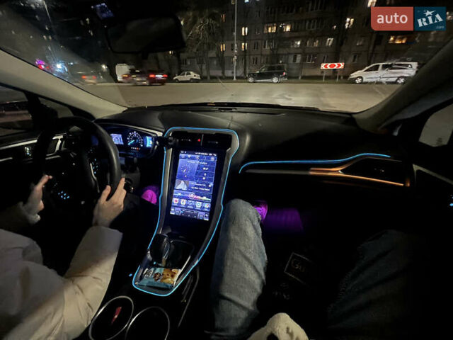 Сірий Форд Фьюжен, об'ємом двигуна 2 л та пробігом 205 тис. км за 11200 $, фото 24 на Automoto.ua