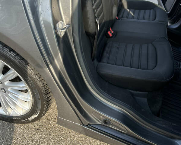 Сірий Форд Фьюжен, об'ємом двигуна 2 л та пробігом 205 тис. км за 11200 $, фото 19 на Automoto.ua