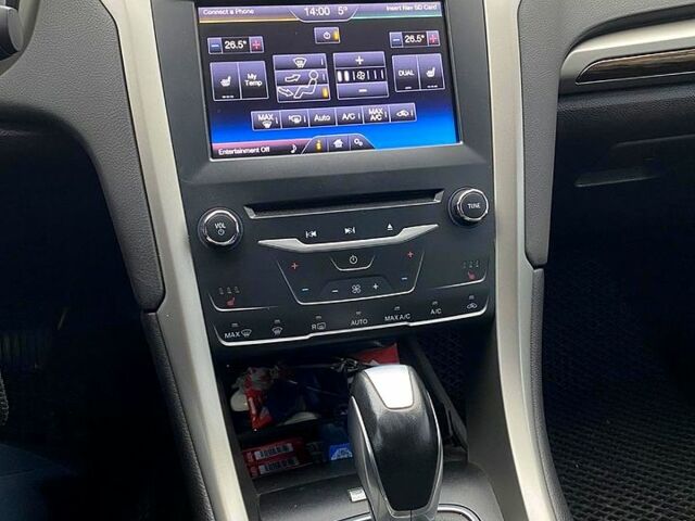 Серый Форд Фьюжн, объемом двигателя 2 л и пробегом 192 тыс. км за 10800 $, фото 3 на Automoto.ua