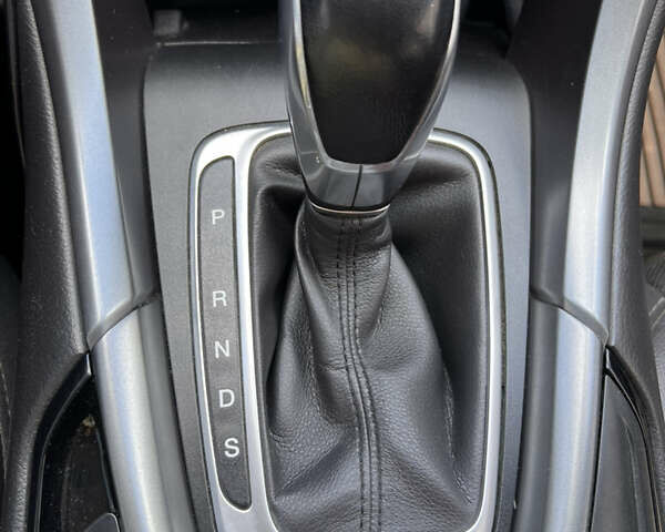 Сірий Форд Фьюжен, об'ємом двигуна 2 л та пробігом 186 тис. км за 10800 $, фото 5 на Automoto.ua
