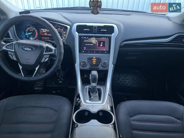 Сірий Форд Фьюжен, об'ємом двигуна 2.49 л та пробігом 211 тис. км за 9200 $, фото 2 на Automoto.ua