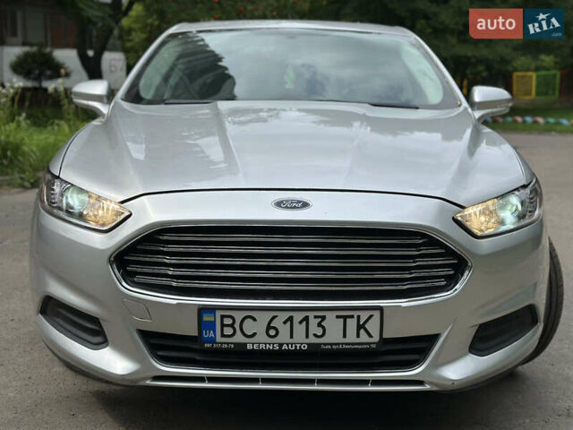 Серый Форд Фьюжн, объемом двигателя 2.49 л и пробегом 189 тыс. км за 8350 $, фото 6 на Automoto.ua