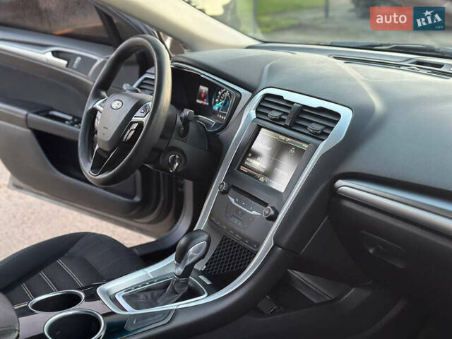 Сірий Форд Фьюжен, об'ємом двигуна 1.5 л та пробігом 250 тис. км за 7600 $, фото 28 на Automoto.ua