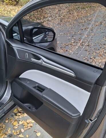 Сірий Форд Фьюжен, об'ємом двигуна 2.49 л та пробігом 198 тис. км за 9800 $, фото 12 на Automoto.ua