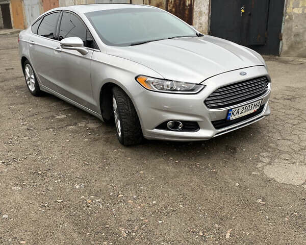 Сірий Форд Фьюжен, об'ємом двигуна 2.49 л та пробігом 225 тис. км за 8600 $, фото 7 на Automoto.ua