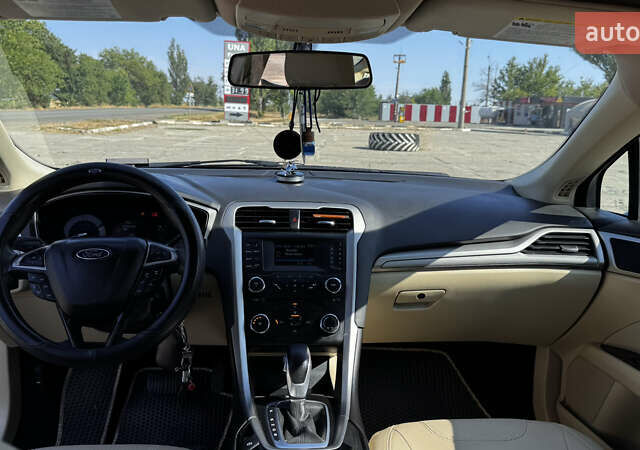 Сірий Форд Фьюжен, об'ємом двигуна 2.4 л та пробігом 200 тис. км за 9000 $, фото 13 на Automoto.ua