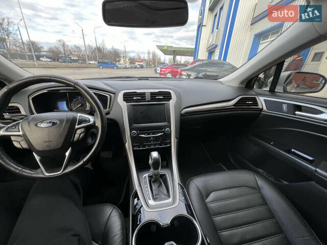 Форд Фьюжн 2013 в Полтаве на Automoto.ua Серый Форд Фьюжн, объемом двигателя 2 л и пробегом 162 тыс. км за 12300 $, фото 10 на Automoto.ua