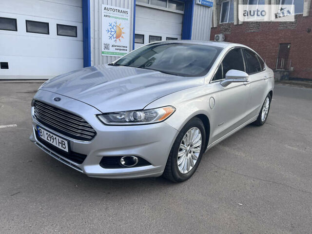 Форд Фьюжн 2013 в Полтаве на Automoto.ua Серый Форд Фьюжн, объемом двигателя 2 л и пробегом 162 тыс. км за 12300 $, фото 1 на Automoto.ua