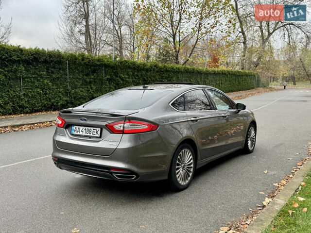 Сірий Форд Фьюжен, об'ємом двигуна 2 л та пробігом 248 тис. км за 7300 $, фото 4 на Automoto.ua