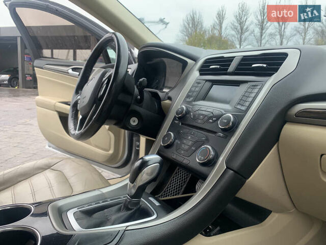 Форд Фьюжн 2013 в Надворной на Automoto.ua Серый Форд Фьюжн, объемом двигателя 1.6 л и пробегом 258 тыс. км за 8500 $, фото 24 на Automoto.ua