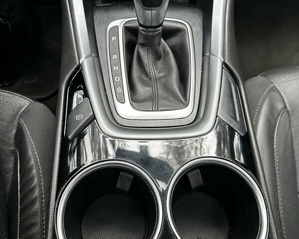 Сірий Форд Фьюжен, об'ємом двигуна 2 л та пробігом 250 тис. км за 7400 $, фото 19 на Automoto.ua