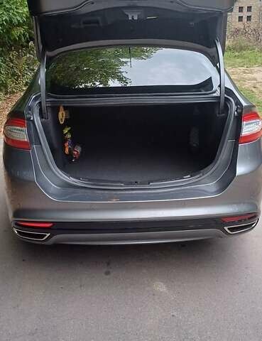 Сірий Форд Фьюжен, об'ємом двигуна 2 л та пробігом 151 тис. км за 11500 $, фото 8 на Automoto.ua