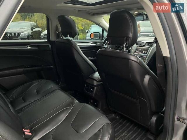 Серый Форд Фьюжн, объемом двигателя 2 л и пробегом 231 тыс. км за 11500 $, фото 21 на Automoto.ua