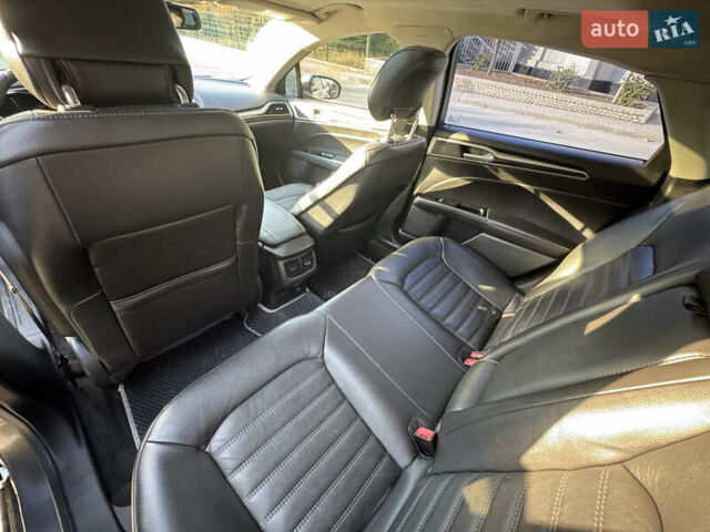 Сірий Форд Фьюжен, об'ємом двигуна 2 л та пробігом 248 тис. км за 9199 $, фото 9 на Automoto.ua