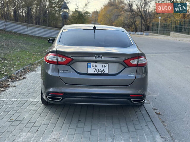 Сірий Форд Фьюжен, об'ємом двигуна 2 л та пробігом 248 тис. км за 9199 $, фото 6 на Automoto.ua