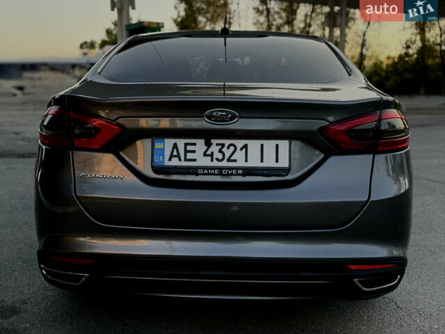 Сірий Форд Фьюжен, об'ємом двигуна 2.5 л та пробігом 234 тис. км за 10500 $, фото 6 на Automoto.ua
