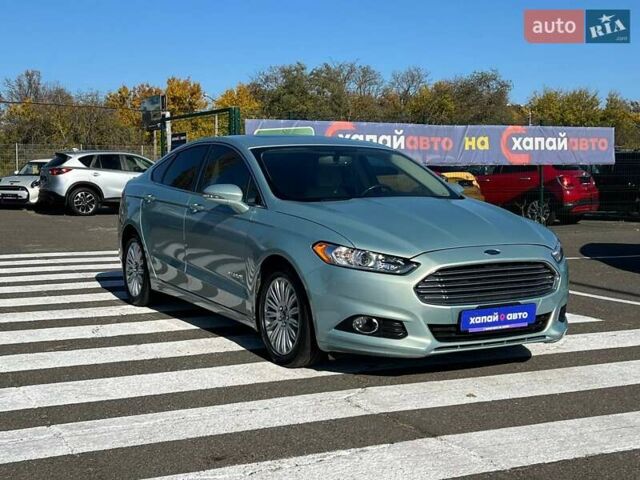 Серый Форд Фьюжн, объемом двигателя 2 л и пробегом 181 тыс. км за 11499 $, фото 2 на Automoto.ua
