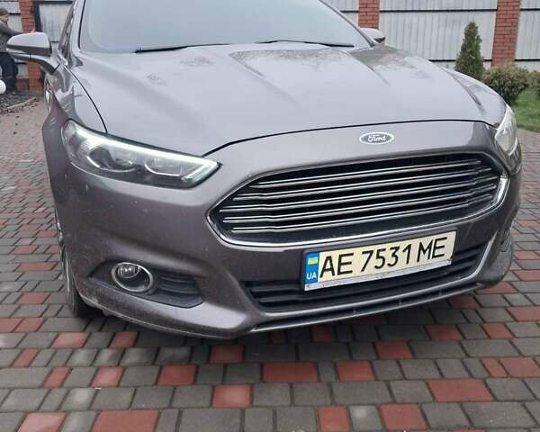Сірий Форд Фьюжен, об'ємом двигуна 2 л та пробігом 186 тис. км за 12500 $, фото 2 на Automoto.ua