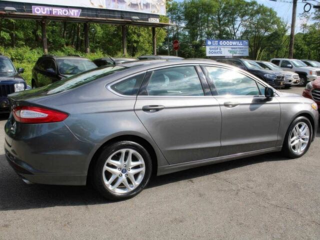 Сірий Форд Фьюжен, об'ємом двигуна 1.6 л та пробігом 140 тис. км за 8200 $, фото 4 на Automoto.ua