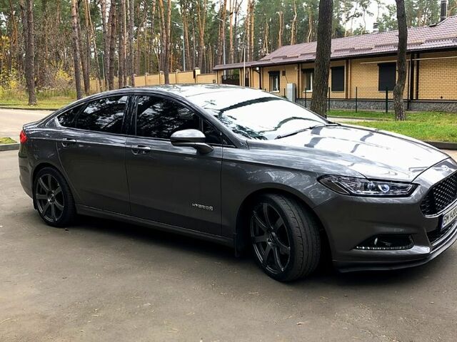 Сірий Форд Фьюжен, об'ємом двигуна 2 л та пробігом 204 тис. км за 13000 $, фото 6 на Automoto.ua
