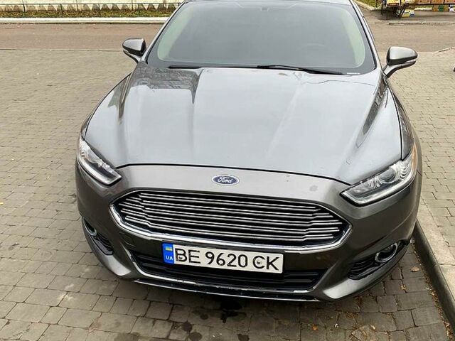 Серый Форд Фьюжн, объемом двигателя 2 л и пробегом 192 тыс. км за 10800 $, фото 7 на Automoto.ua