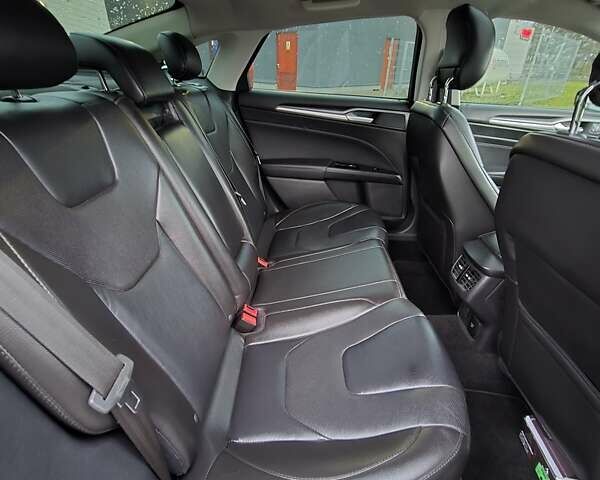 Серый Форд Фьюжн, объемом двигателя 2 л и пробегом 90 тыс. км за 12500 $, фото 9 на Automoto.ua