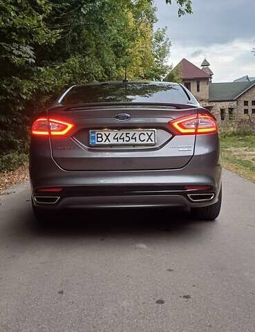 Сірий Форд Фьюжен, об'ємом двигуна 2 л та пробігом 151 тис. км за 11500 $, фото 3 на Automoto.ua