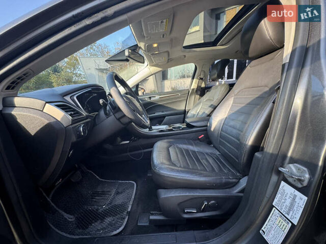 Серый Форд Фьюжн, объемом двигателя 2 л и пробегом 248 тыс. км за 8100 $, фото 12 на Automoto.ua