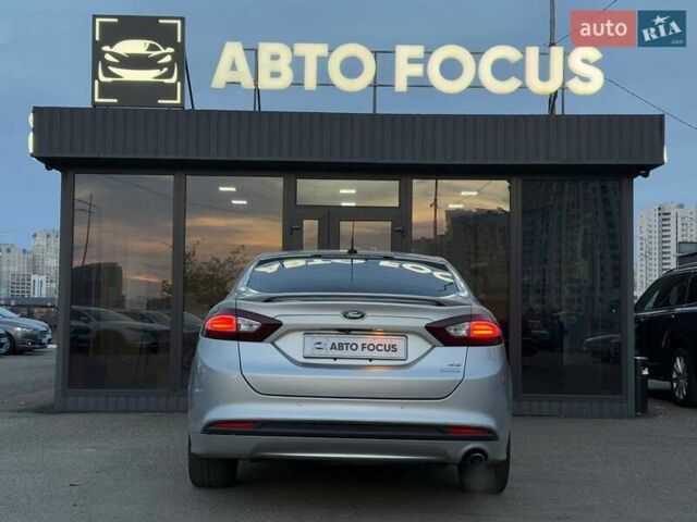 Серый Форд Фьюжн, объемом двигателя 1.6 л и пробегом 223 тыс. км за 9990 $, фото 6 на Automoto.ua