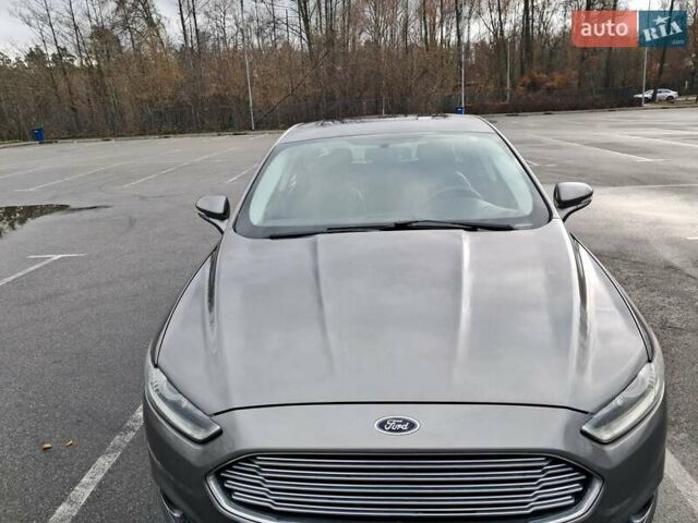 Серый Форд Фьюжн, объемом двигателя 1.6 л и пробегом 198 тыс. км за 8300 $, фото 3 на Automoto.ua