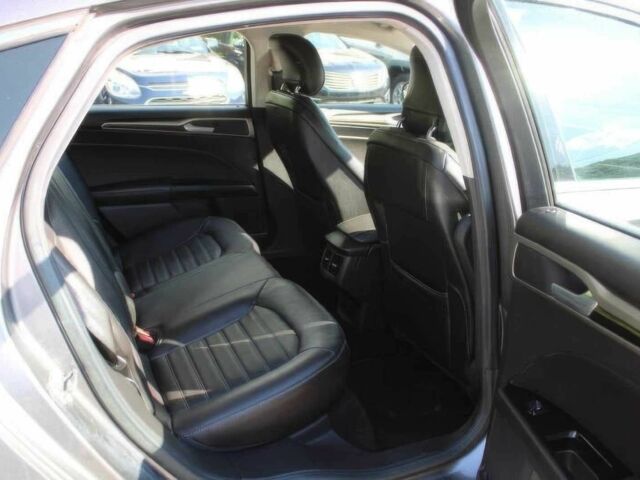 Сірий Форд Фьюжен, об'ємом двигуна 1.6 л та пробігом 140 тис. км за 8200 $, фото 21 на Automoto.ua