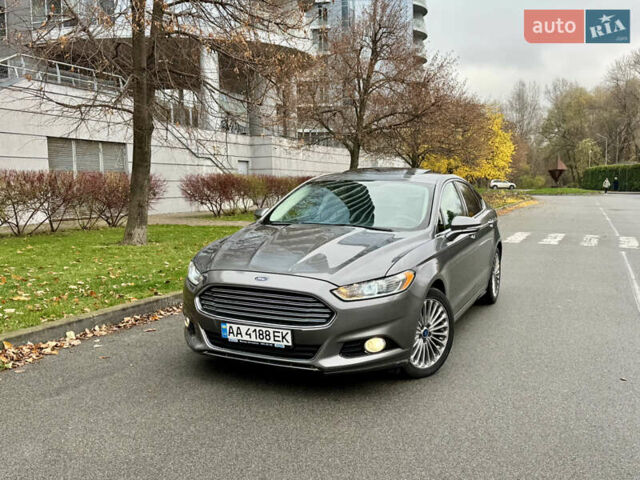 Сірий Форд Фьюжен, об'ємом двигуна 2 л та пробігом 248 тис. км за 7300 $, фото 1 на Automoto.ua