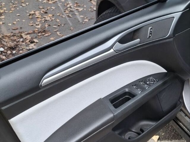 Сірий Форд Фьюжен, об'ємом двигуна 2.5 л та пробігом 198 тис. км за 9800 $, фото 10 на Automoto.ua