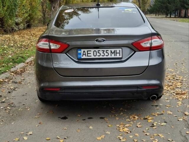 Сірий Форд Фьюжен, об'ємом двигуна 2.5 л та пробігом 198 тис. км за 9800 $, фото 2 на Automoto.ua