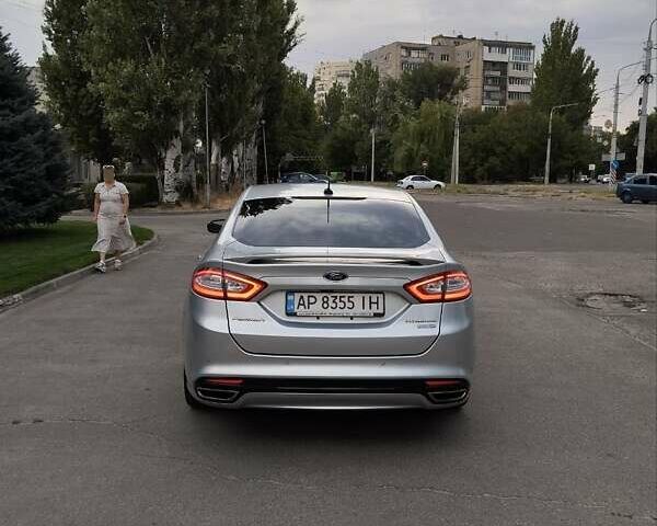 Сірий Форд Фьюжен, об'ємом двигуна 2 л та пробігом 143 тис. км за 11000 $, фото 2 на Automoto.ua