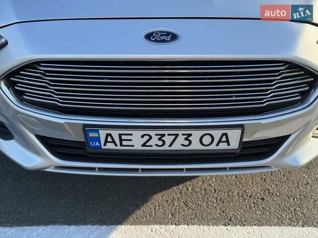 Сірий Форд Фьюжен, об'ємом двигуна 2.5 л та пробігом 184 тис. км за 9500 $, фото 24 на Automoto.ua