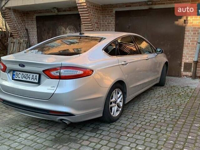 Серый Форд Фьюжн, объемом двигателя 1.6 л и пробегом 248 тыс. км за 9500 $, фото 5 на Automoto.ua