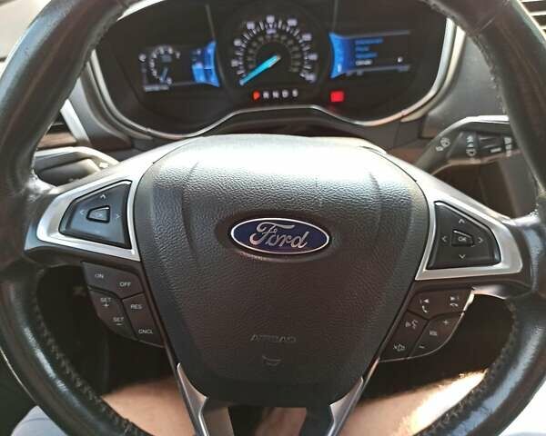 Сірий Форд Фьюжен, об'ємом двигуна 1.6 л та пробігом 290 тис. км за 9620 $, фото 6 на Automoto.ua