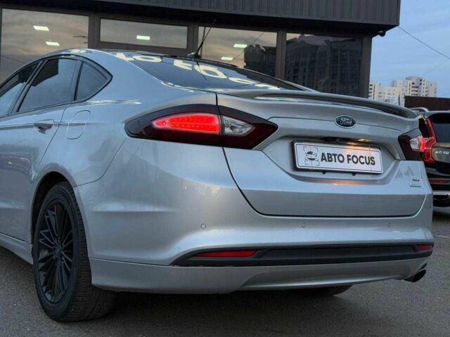 Сірий Форд Фьюжен, об'ємом двигуна 0 л та пробігом 223 тис. км за 9990 $, фото 5 на Automoto.ua