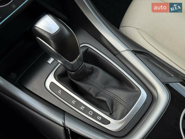 Серый Форд Фьюжн, объемом двигателя 2 л и пробегом 104 тыс. км за 10800 $, фото 26 на Automoto.ua