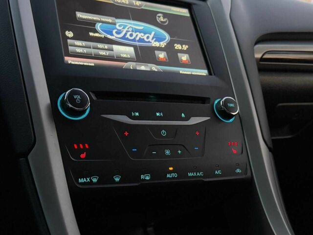 Сірий Форд Фьюжен, об'ємом двигуна 0 л та пробігом 223 тис. км за 9990 $, фото 20 на Automoto.ua