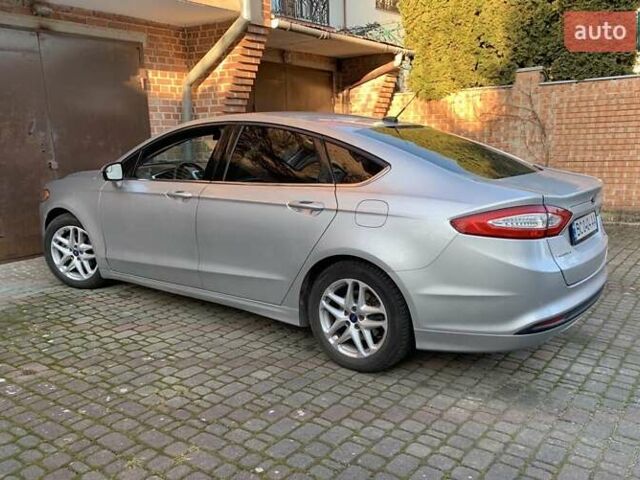 Серый Форд Фьюжн, объемом двигателя 1.6 л и пробегом 248 тыс. км за 9500 $, фото 4 на Automoto.ua