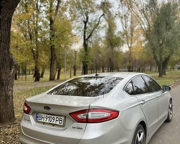 Форд Фьюжн 2013 в Кривом Роге на Automoto.ua Серый Форд Фьюжн, объемом двигателя 2 л и пробегом 226 тыс. км за 11000 $, фото 2 на Automoto.ua